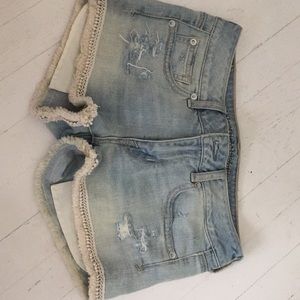 American Eagle Shortie fringe jean shorts